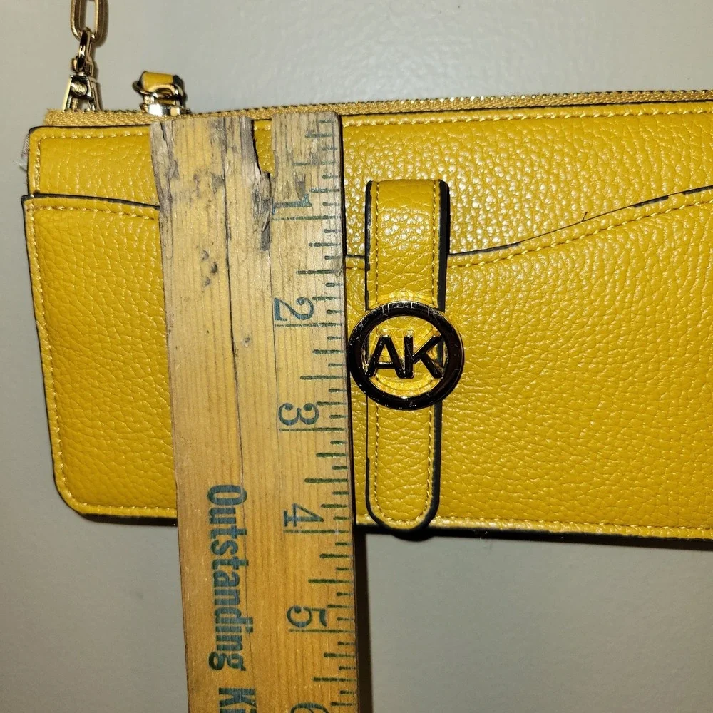 Anne Klein AK Yellow Wallet On Chain Crossbody‎ Purse Mustard Zip Top Gold Tone